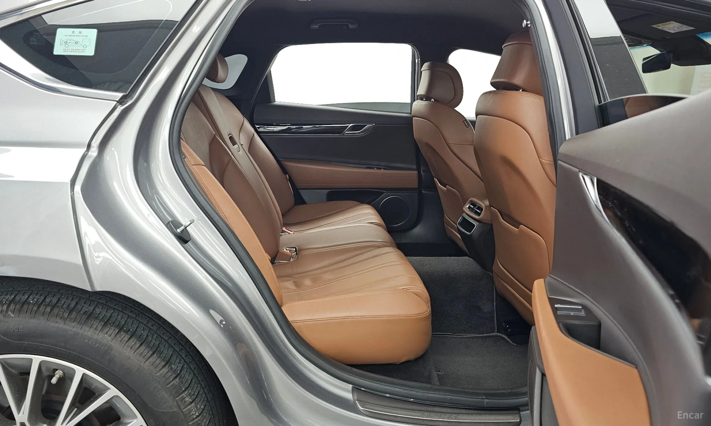 Genesis G80 (RG3) превью 12