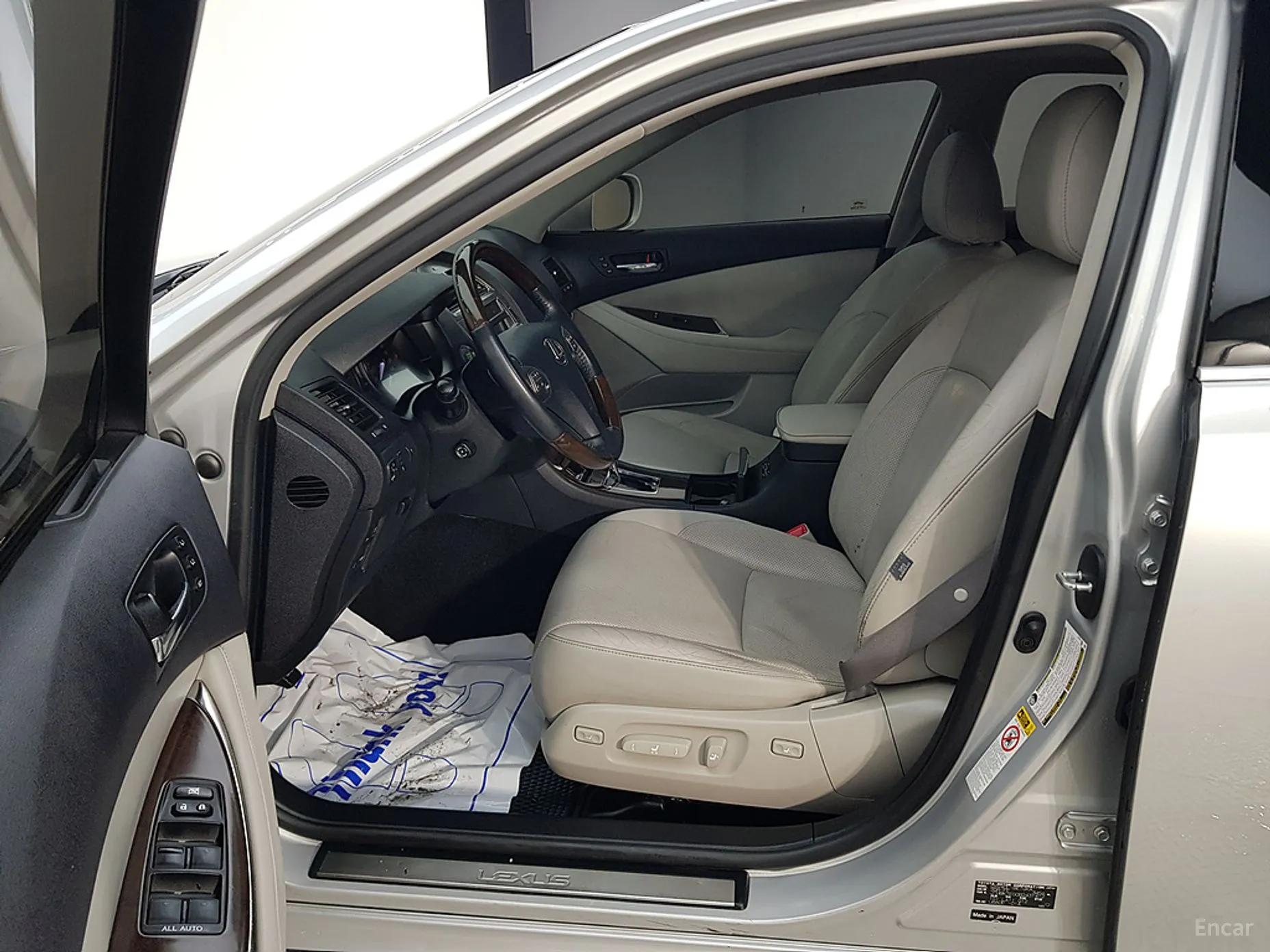 Lexus ES350 превью 8