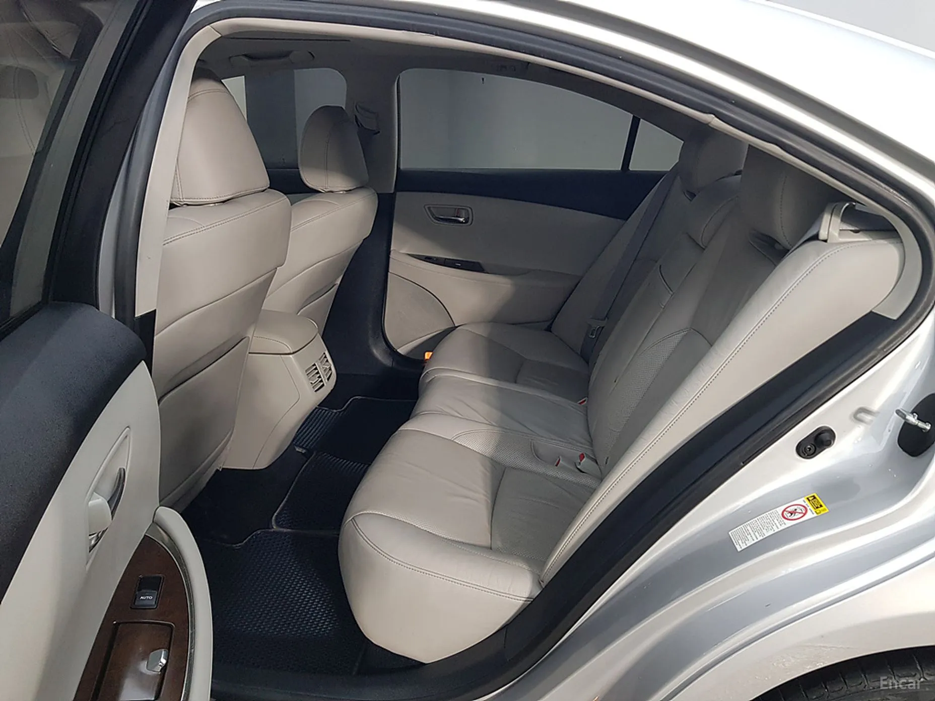 Lexus ES350 превью 9