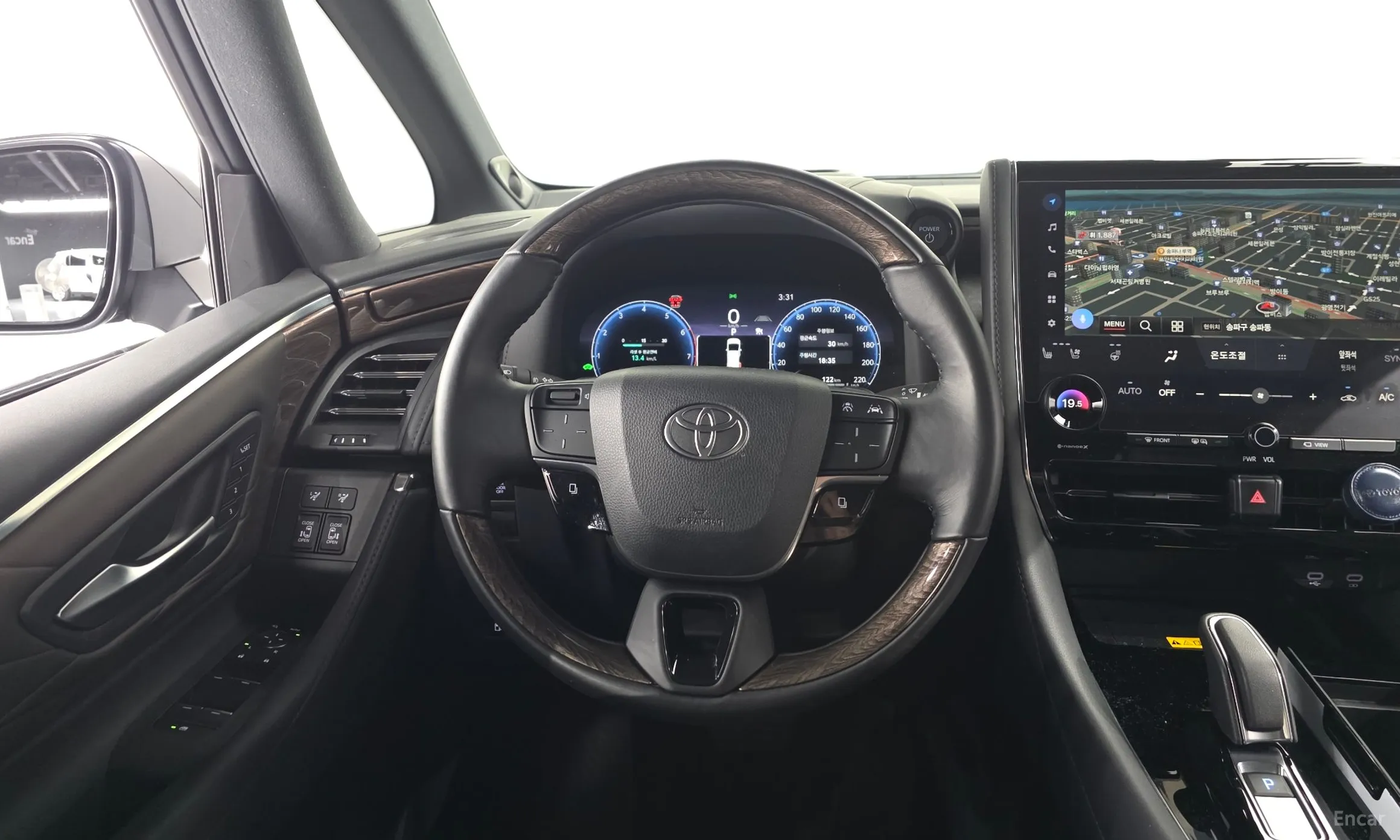 Toyota Alphard 4th Generation превью 12