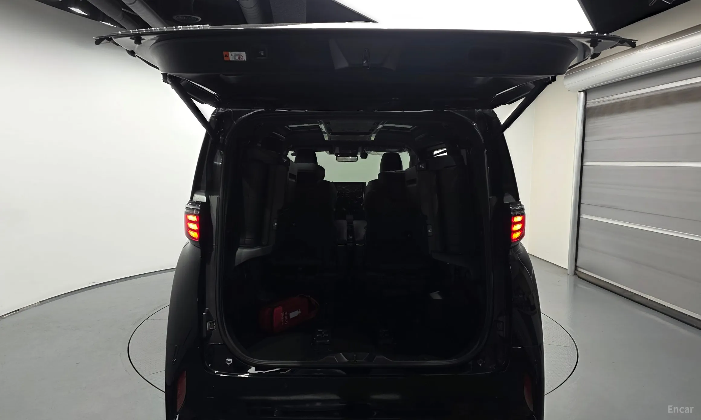 Toyota Alphard 4th Generation превью 20