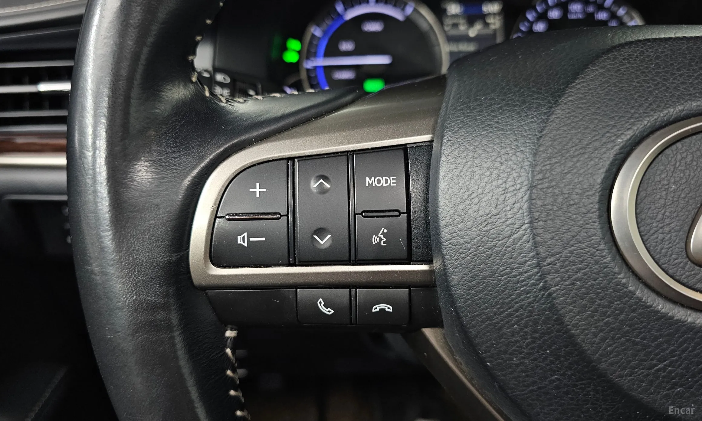 Lexus New ES300h превью 18
