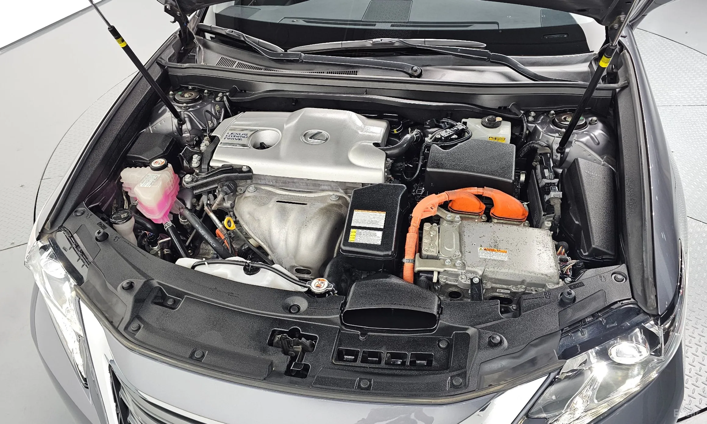 Lexus New ES300h превью 6