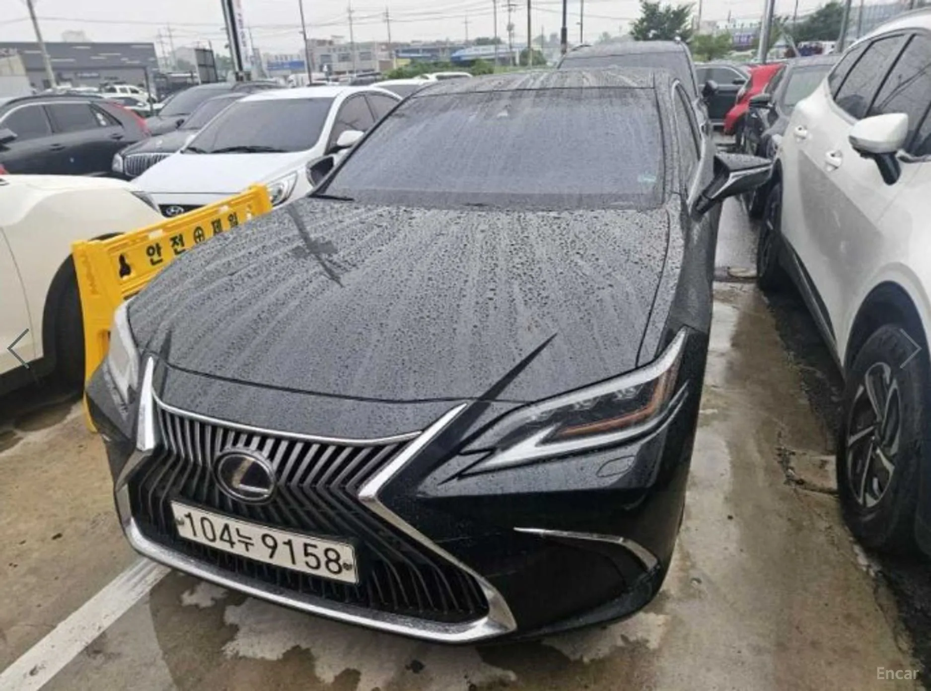 ES300h 7th Generation