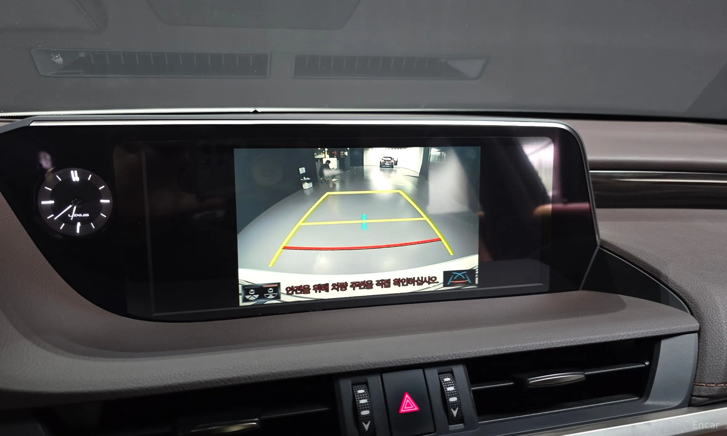 Lexus ES300h 7th Generation превью 15