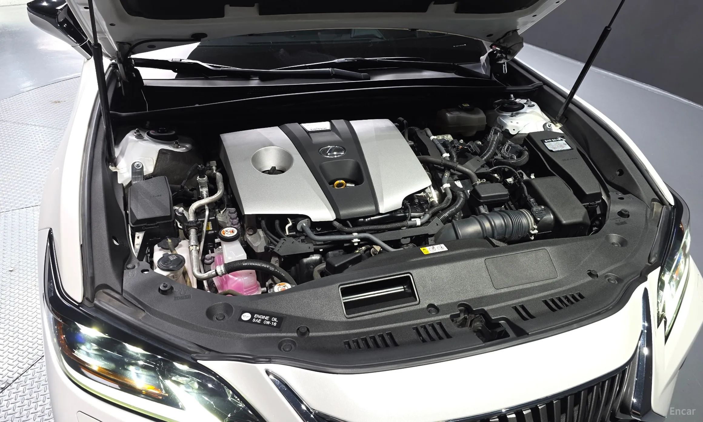 Lexus ES300h 7th Generation превью 6