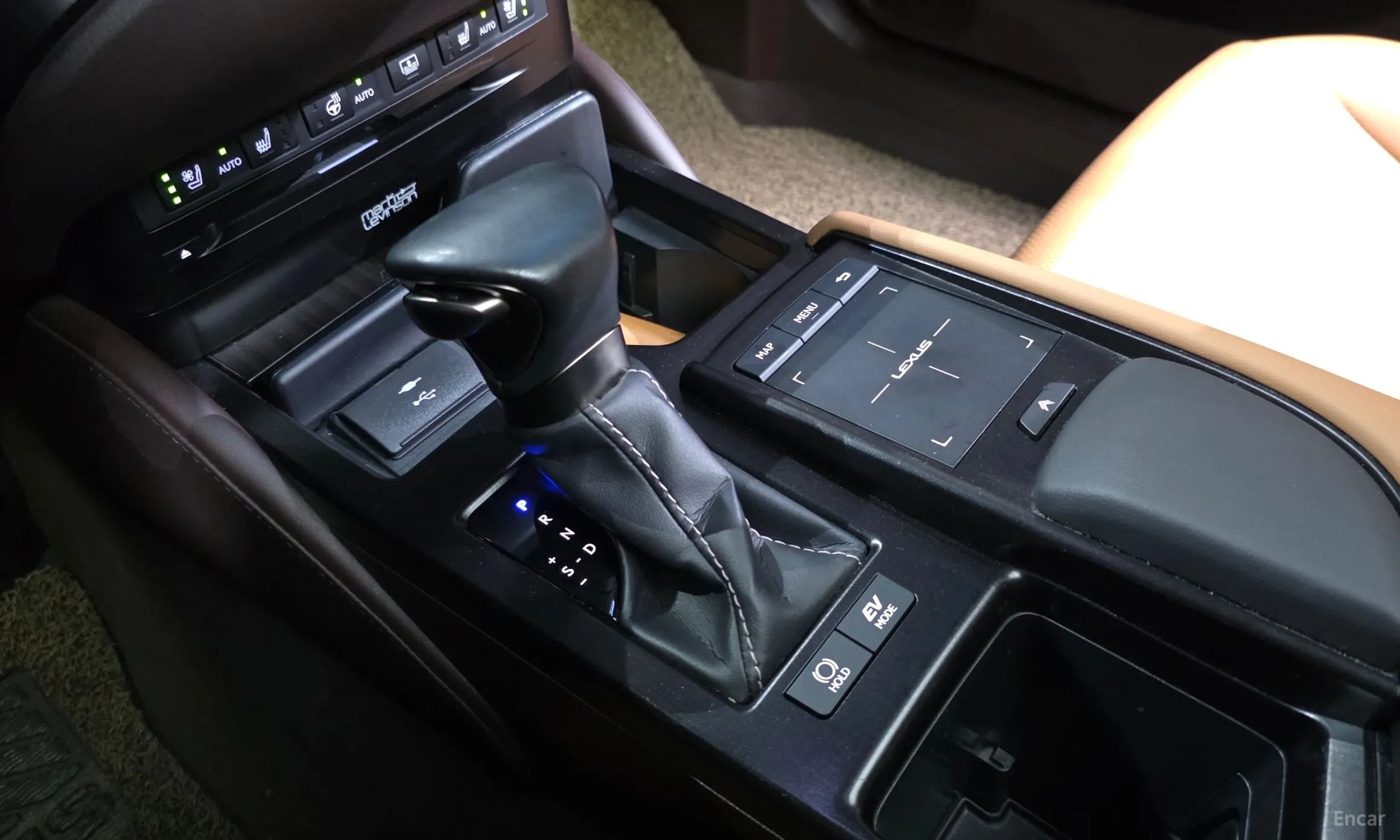 Lexus ES300h 7th Generation превью 9