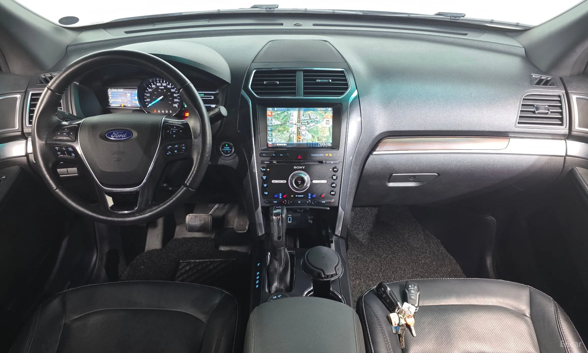 Ford Explorer превью 7