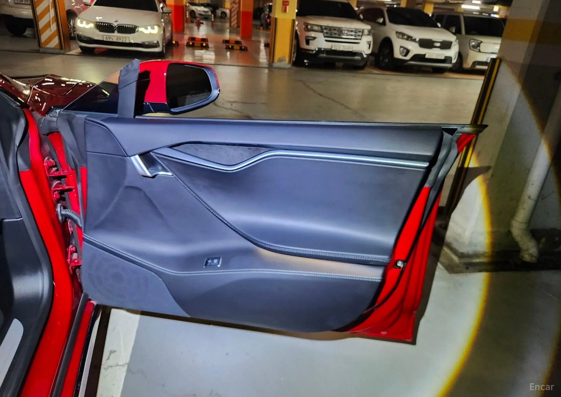 Tesla Model S превью 14