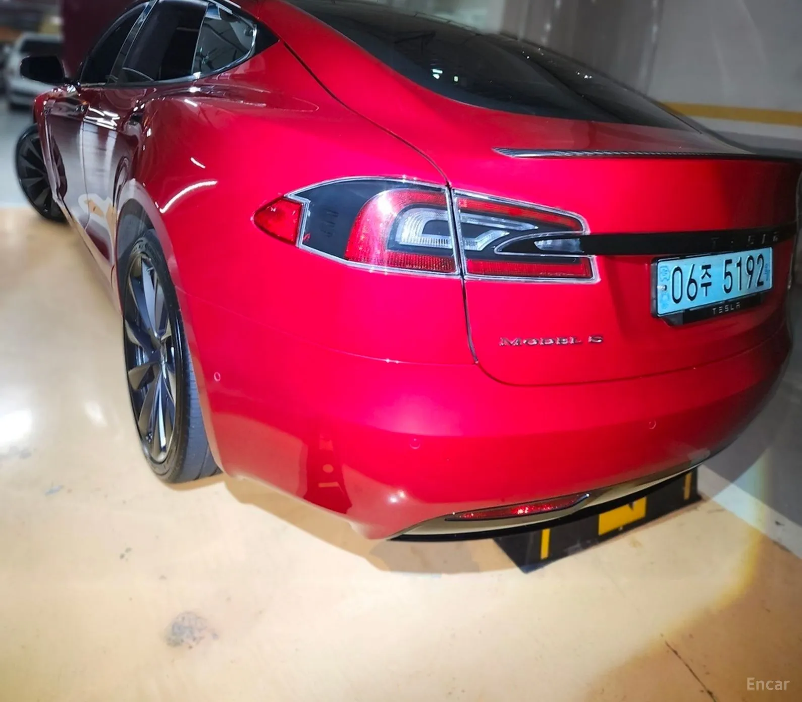 Tesla Model S