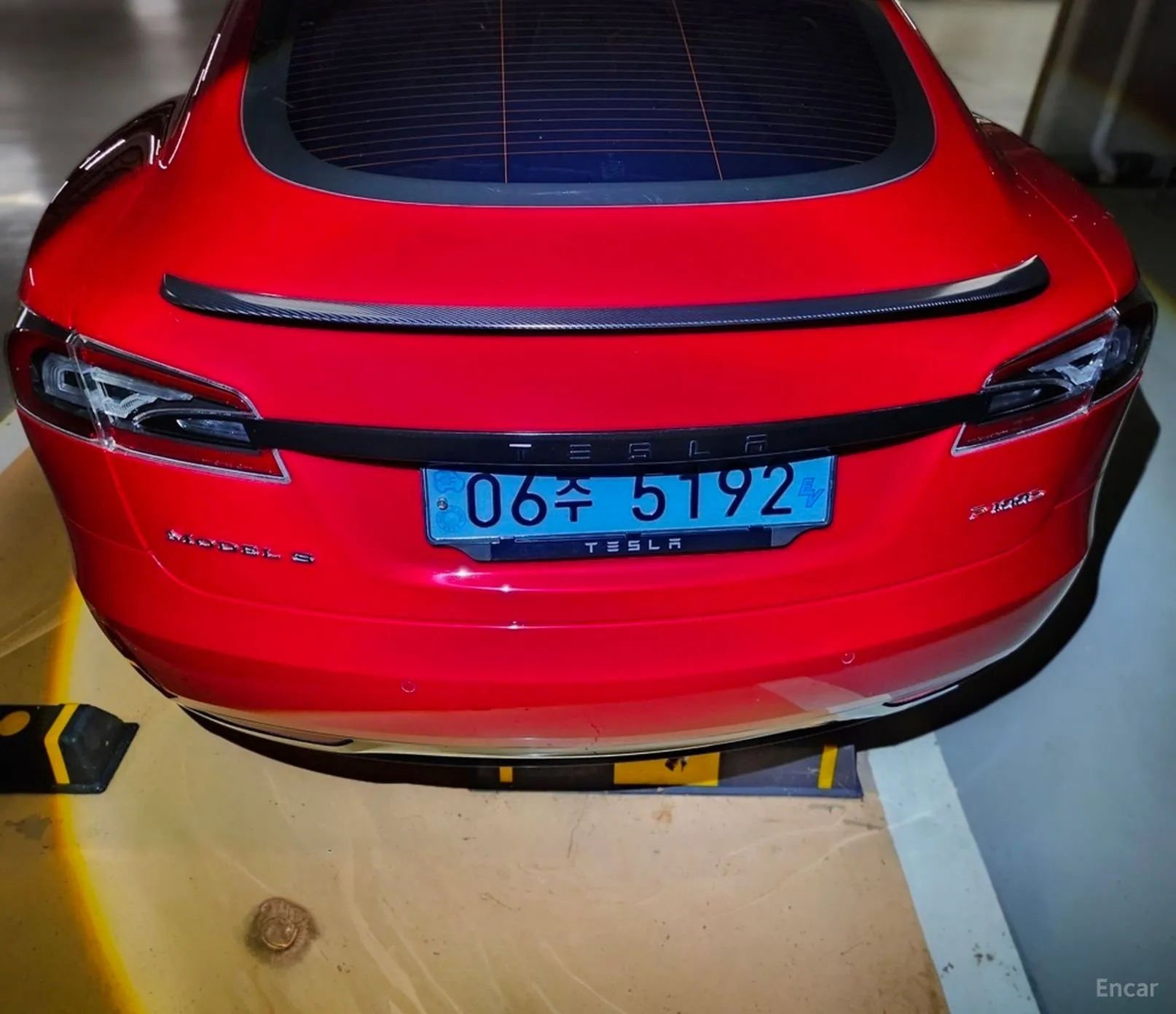 Tesla Model S превью 4