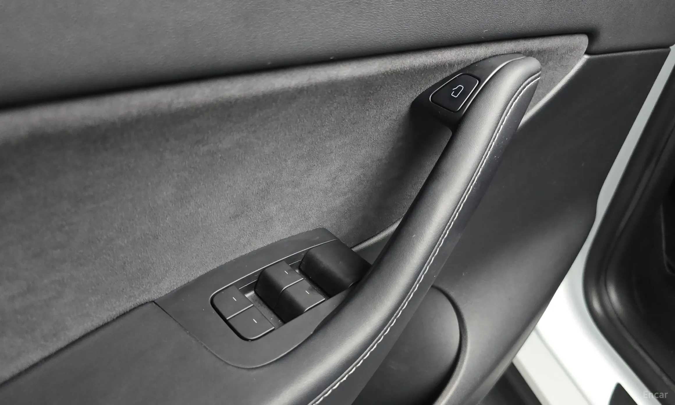 Tesla Model Y превью 19