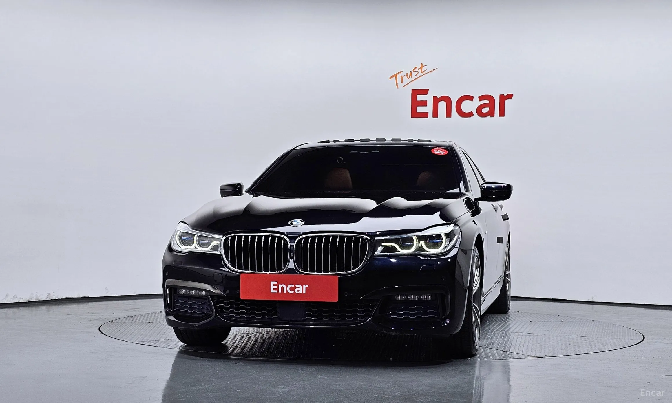 BMW 7 Series (G11) превью 3