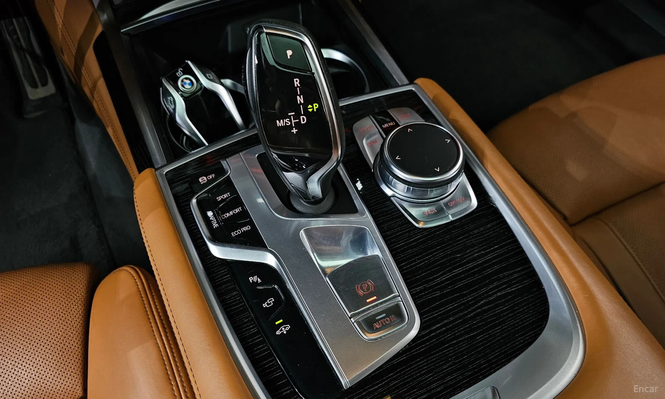 BMW 7 Series (G11) превью 9