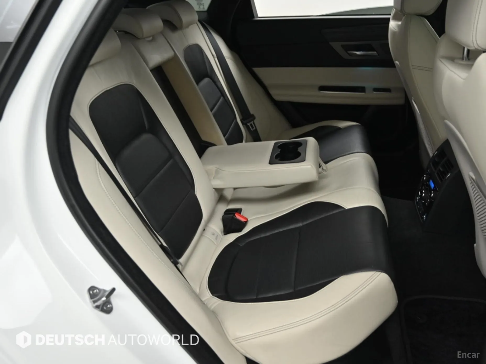 Jaguar XF (x260) превью 13