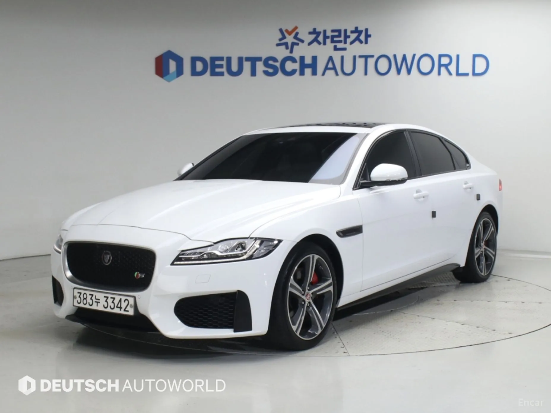 Jaguar XF (x260)