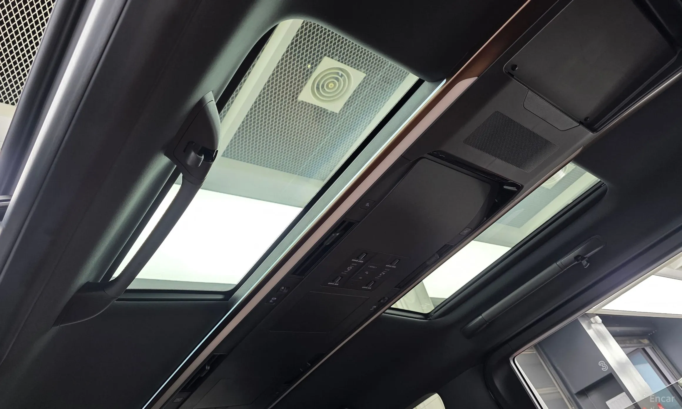 Toyota Alphard 4th Generation превью 17