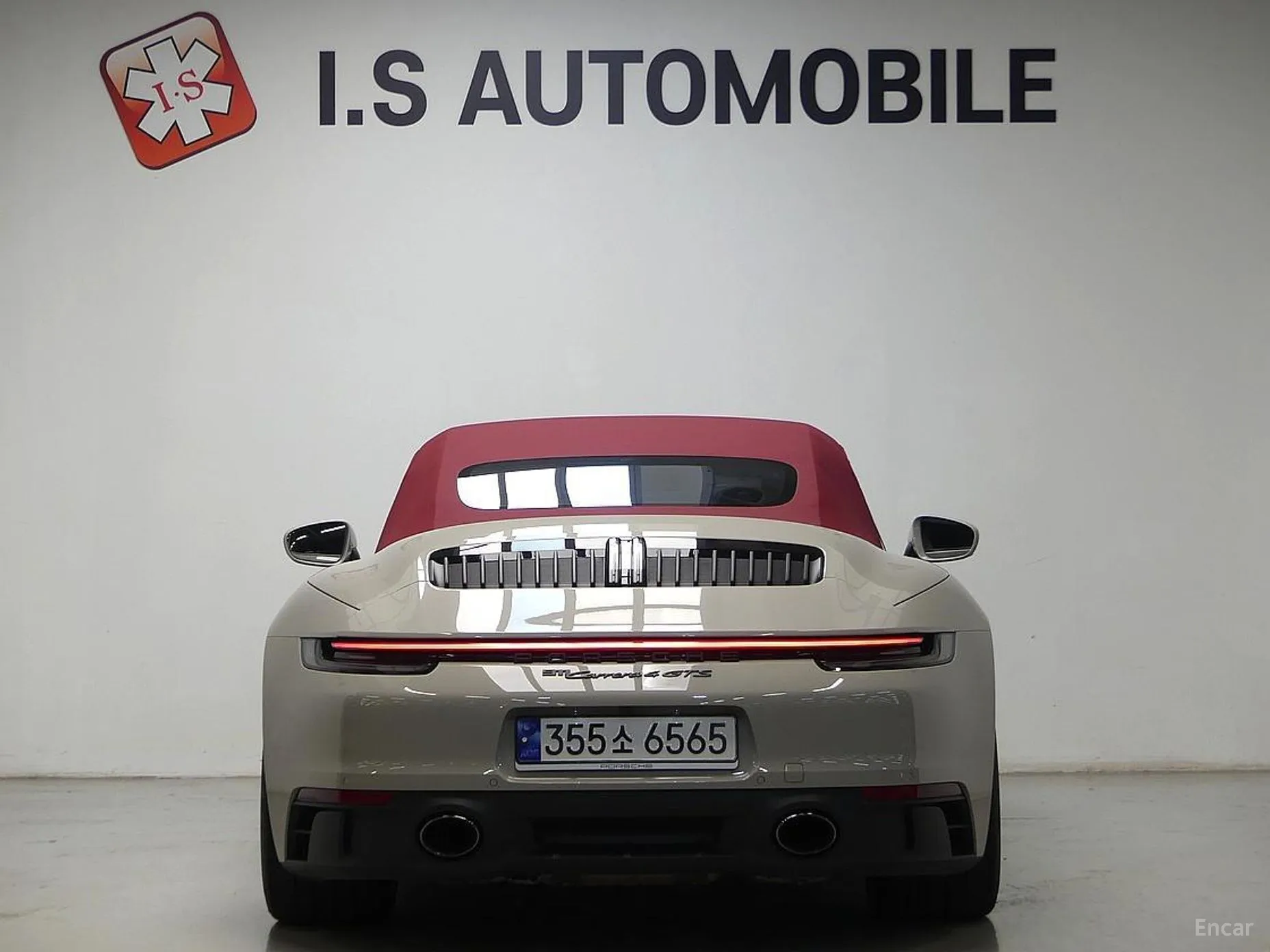 Porsche 911 (992) превью 4