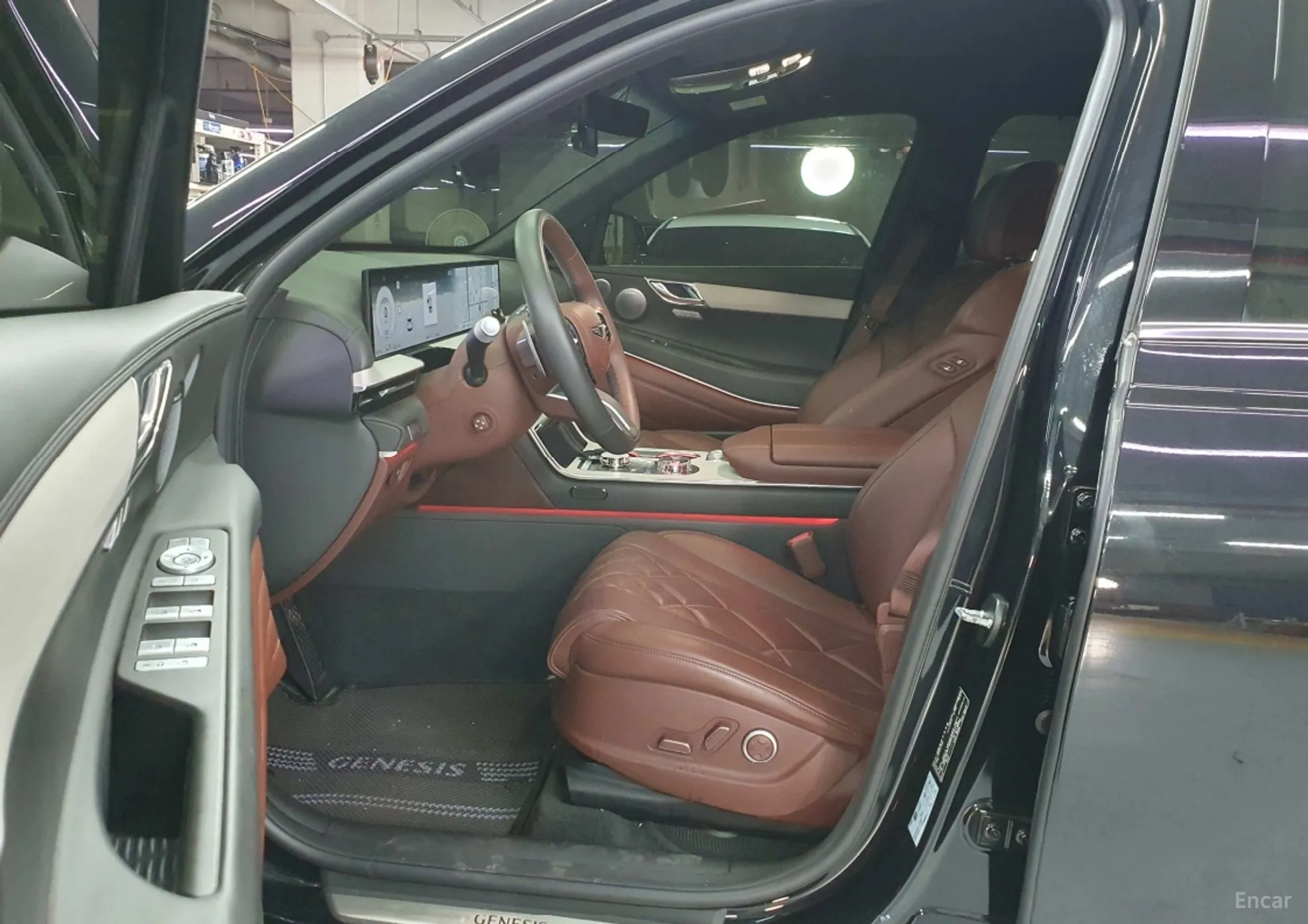 Genesis GV80 превью 4