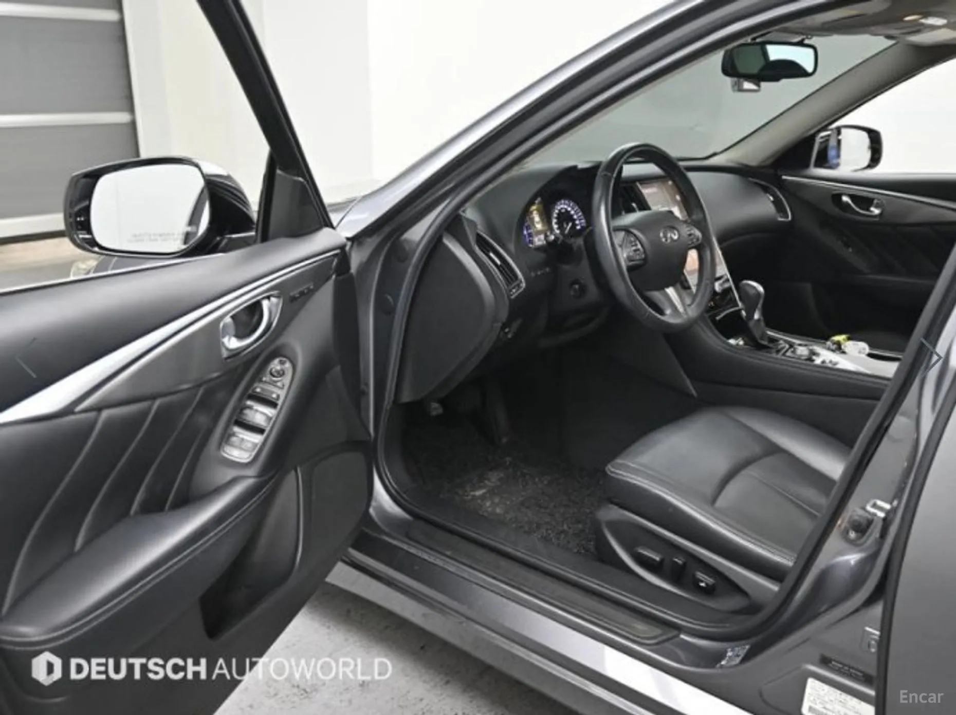 Infiniti Q50 превью 11