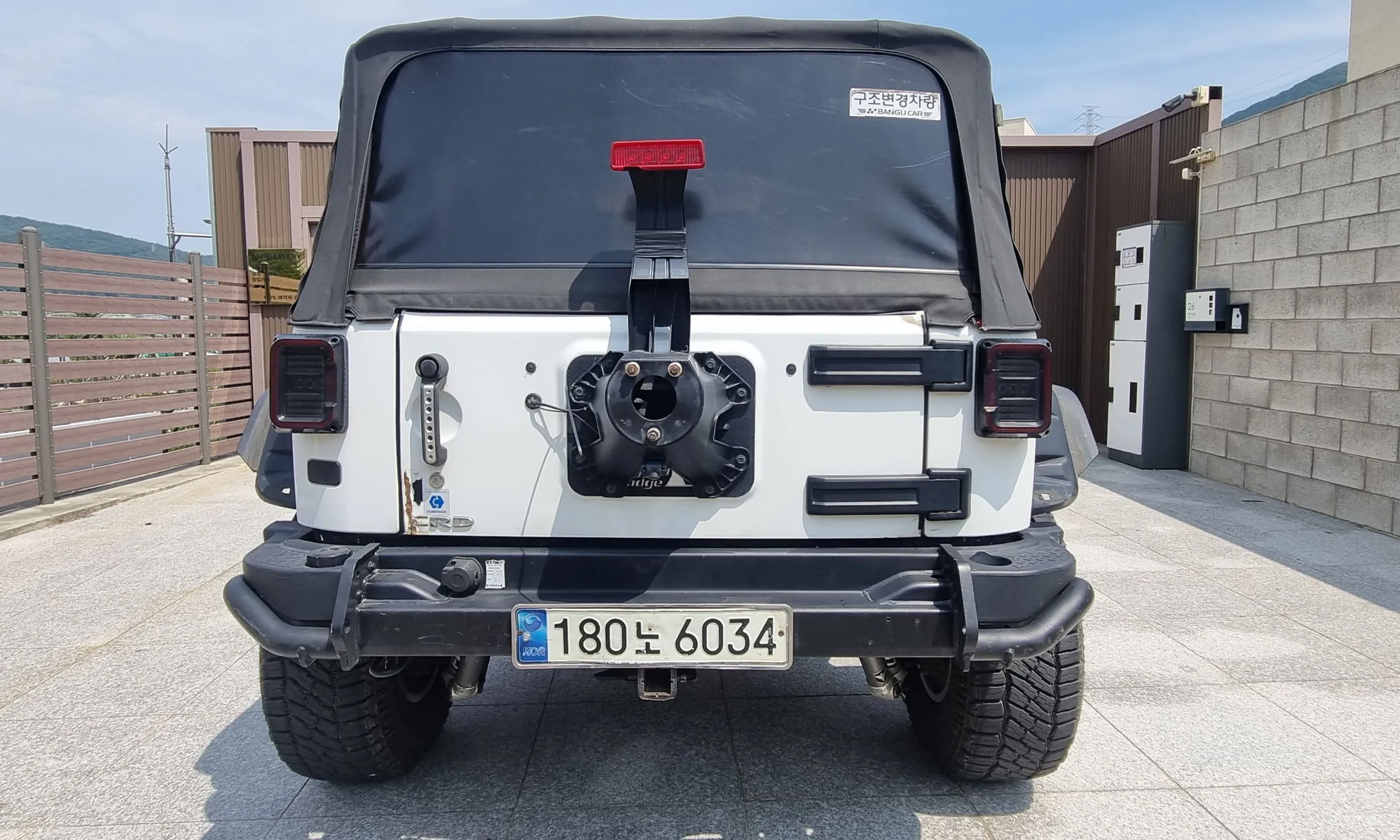 Jeep Wrangler (JK) превью 4