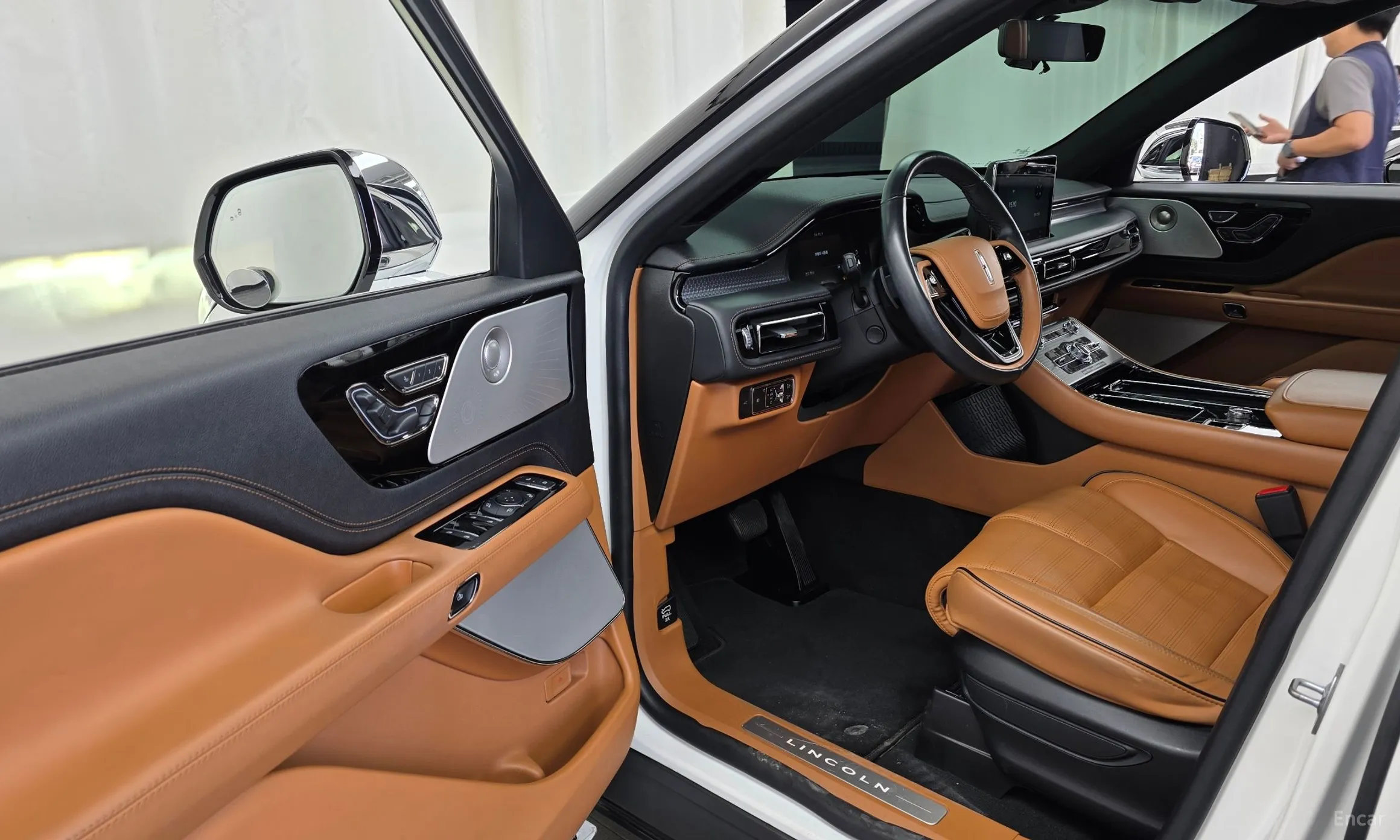 Lincoln Aviator 2nd Generation превью 10