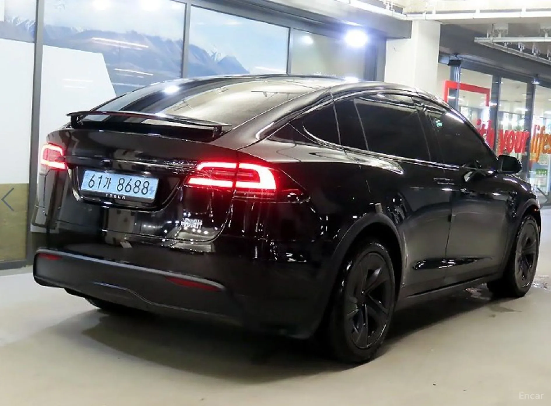 Tesla Model X превью 4