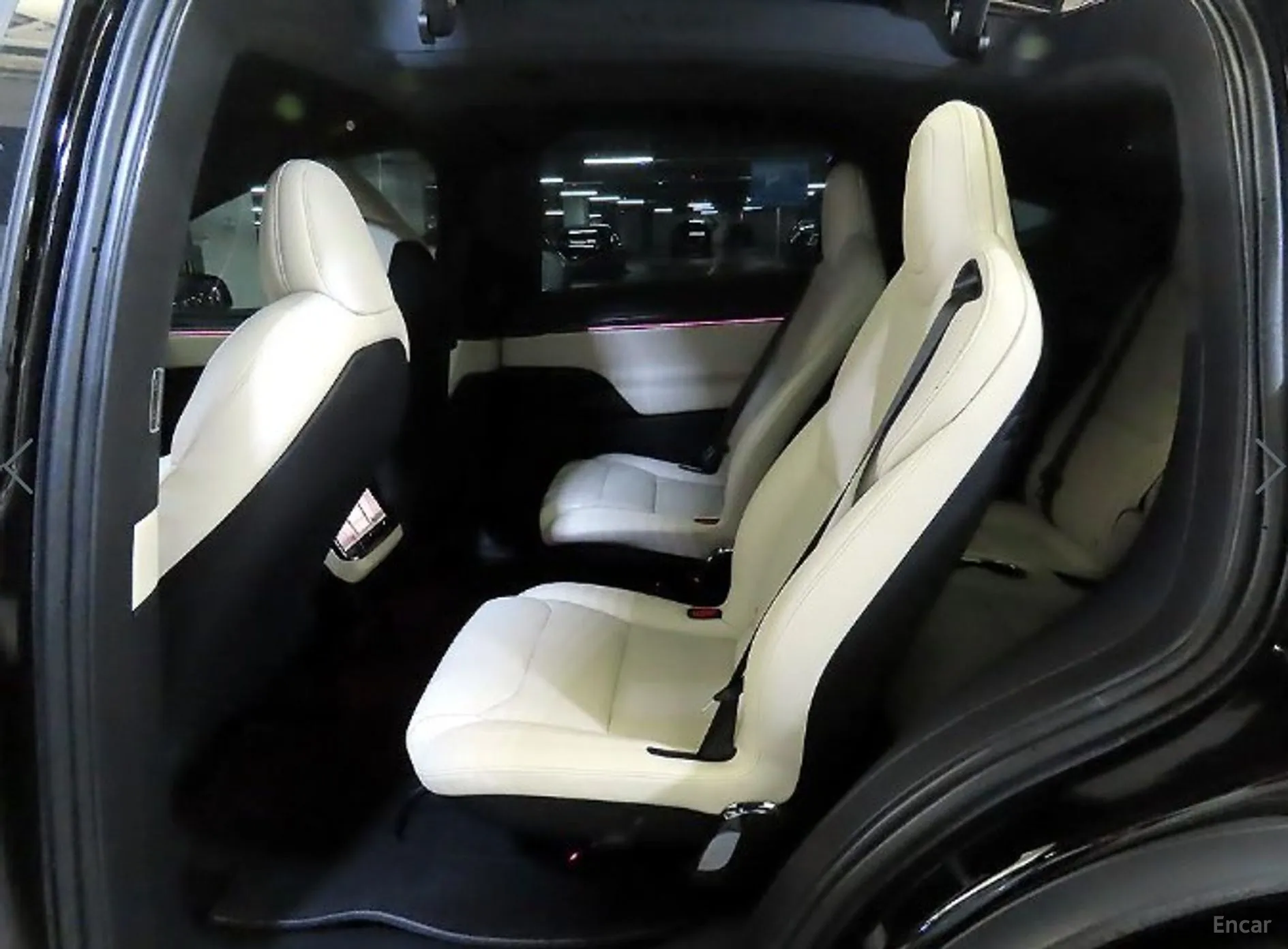 Tesla Model X превью 7