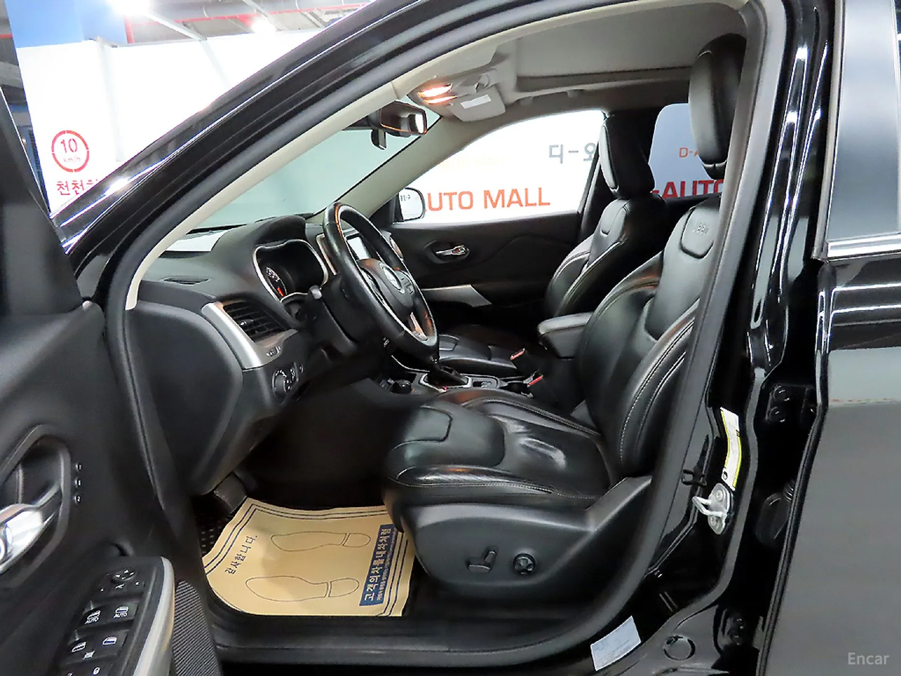 Jeep Cherokee (KL) превью 6