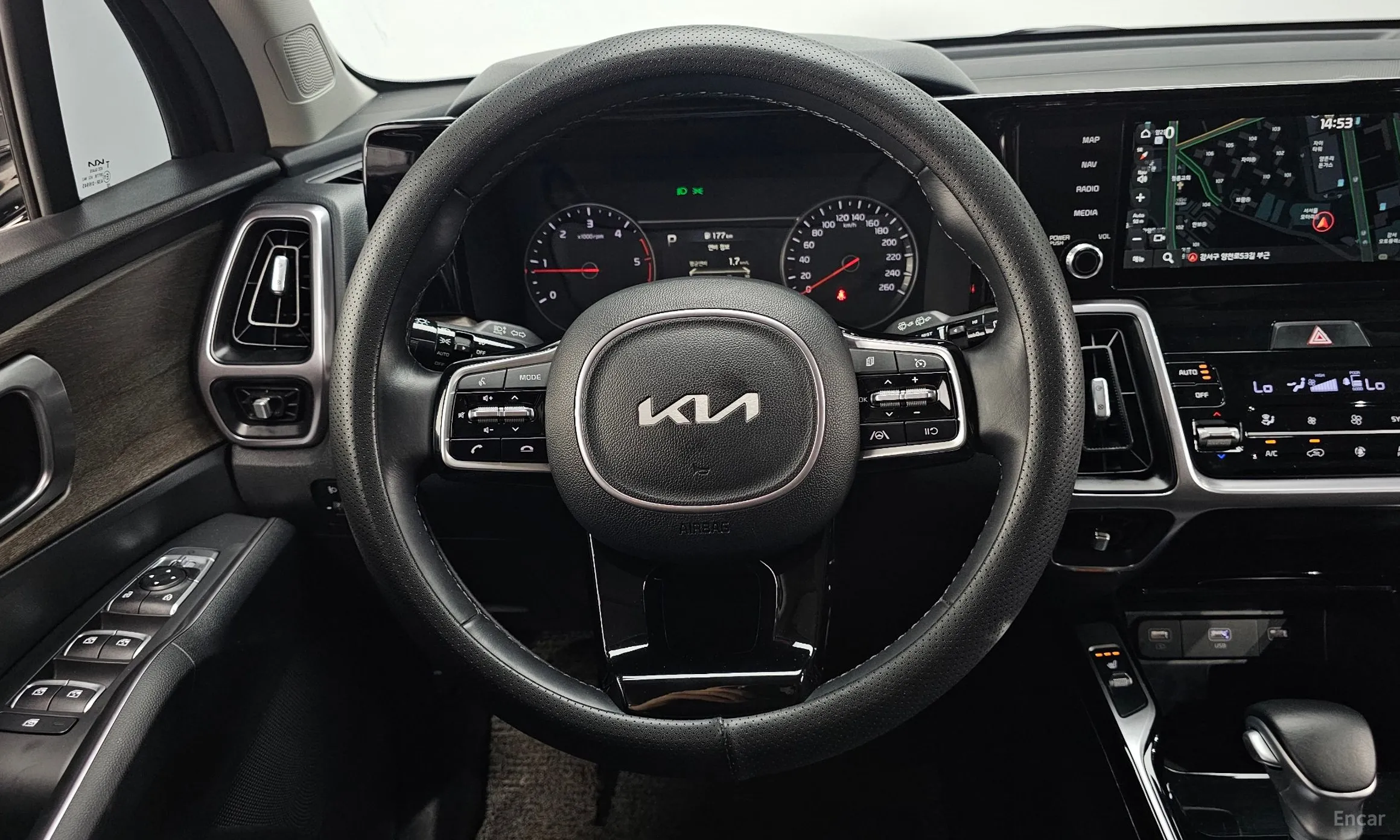 Kia Sorento 4th generation превью 13