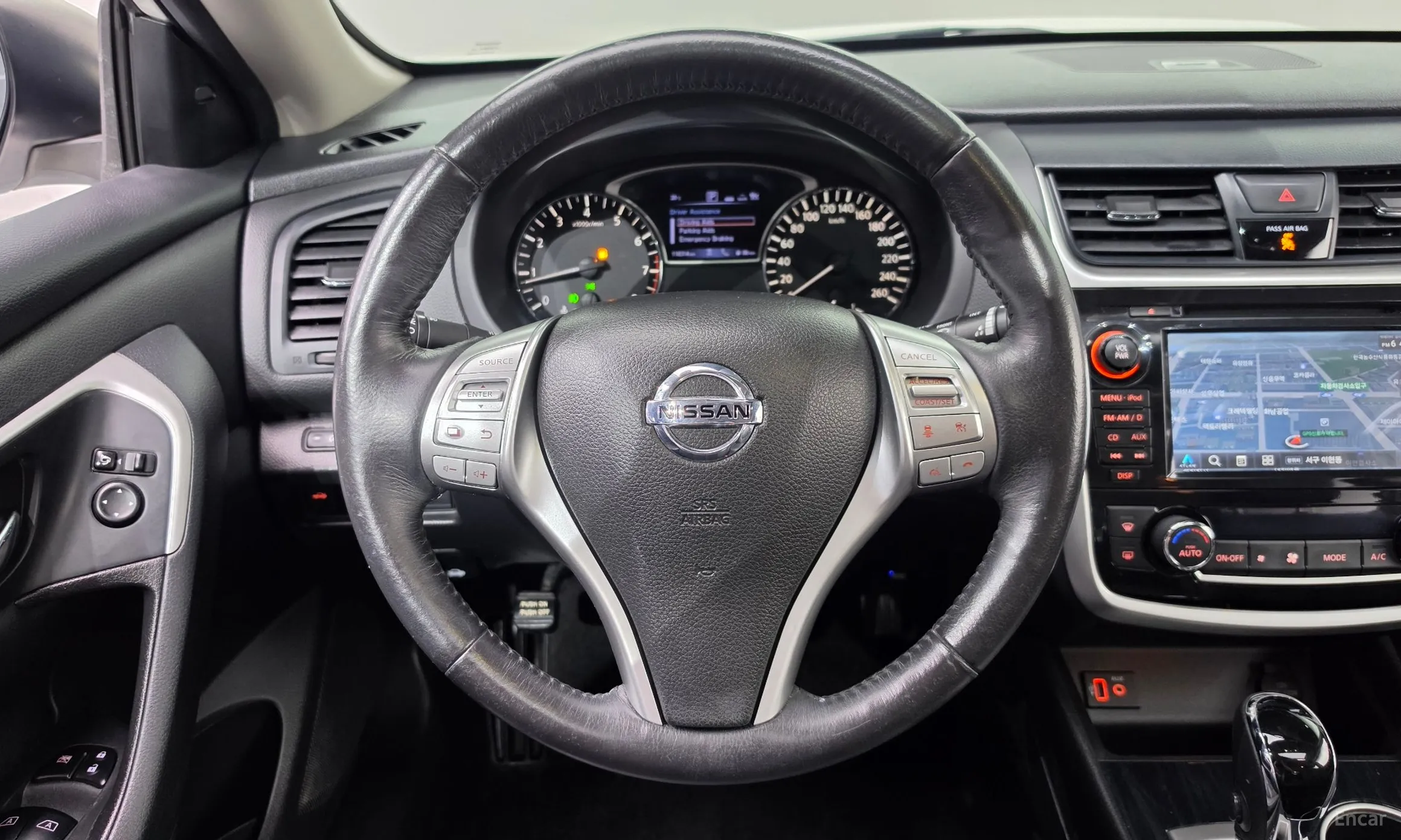Nissan Altima превью 13