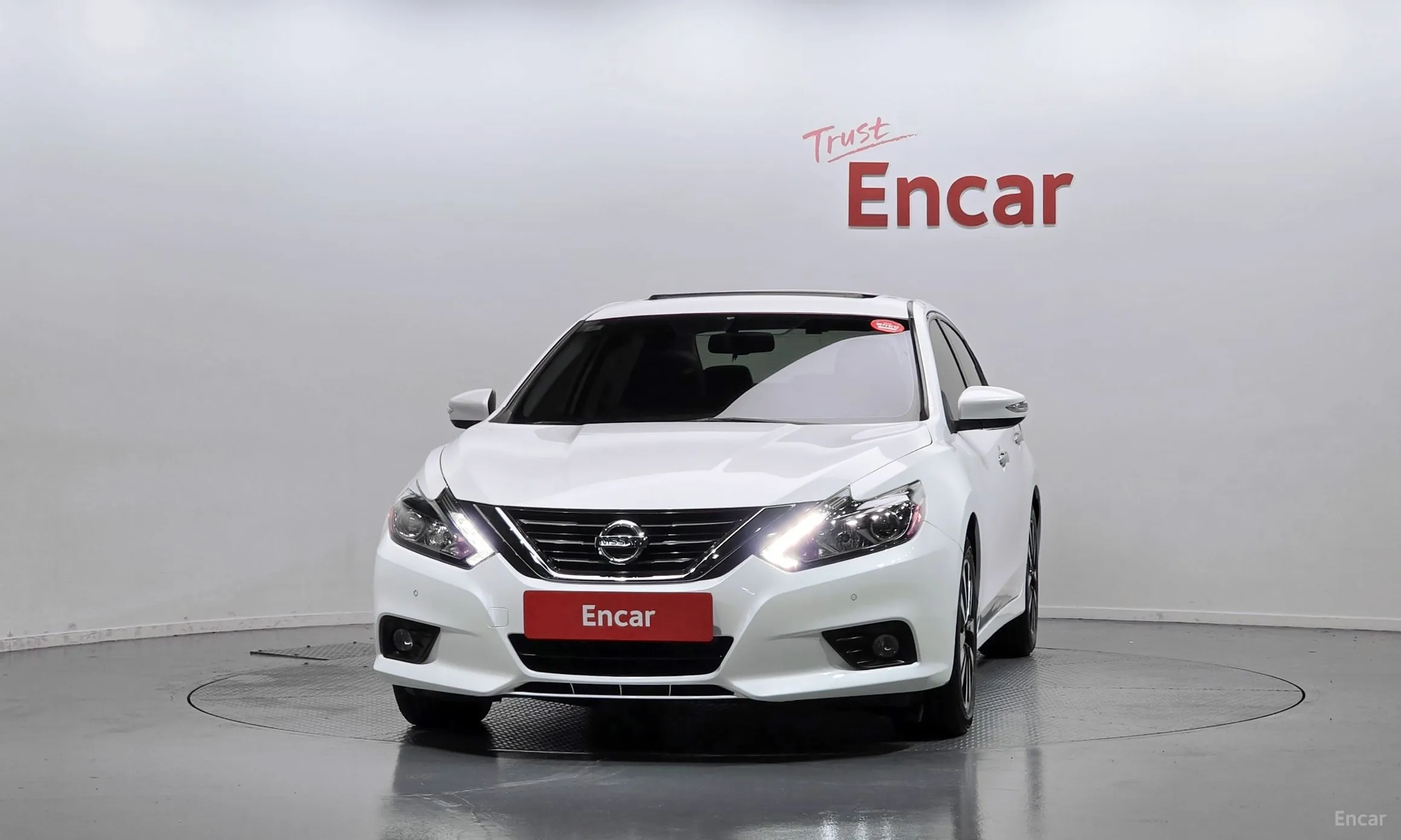 Nissan Altima превью 3