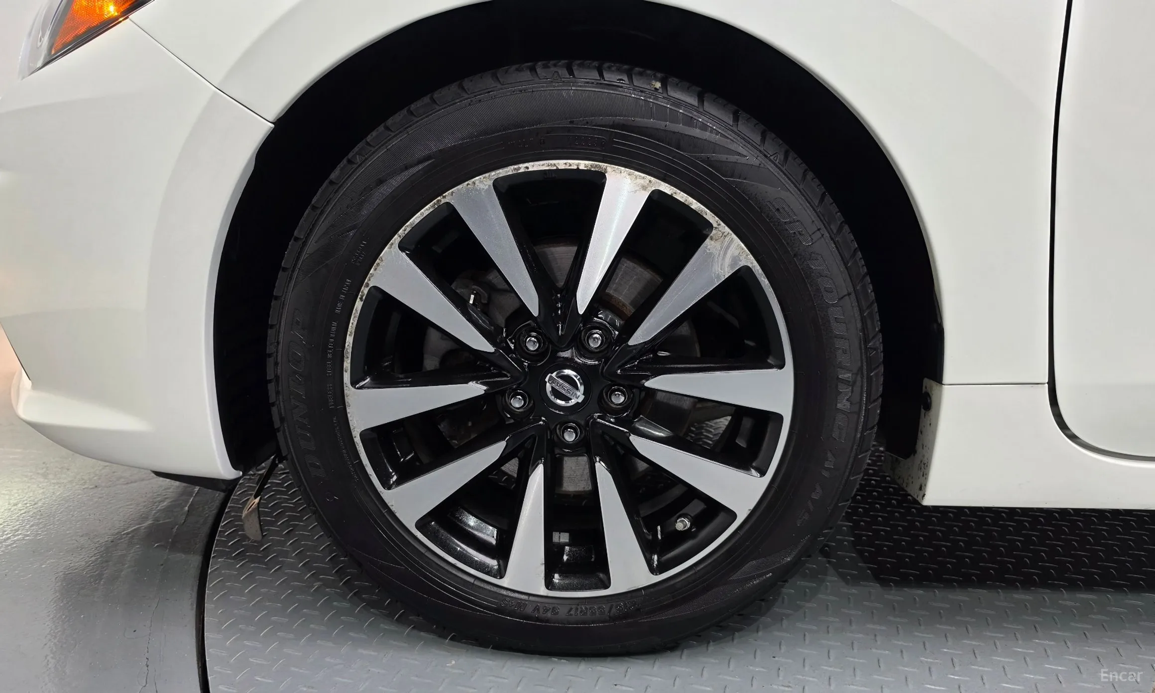 Nissan Altima превью 5