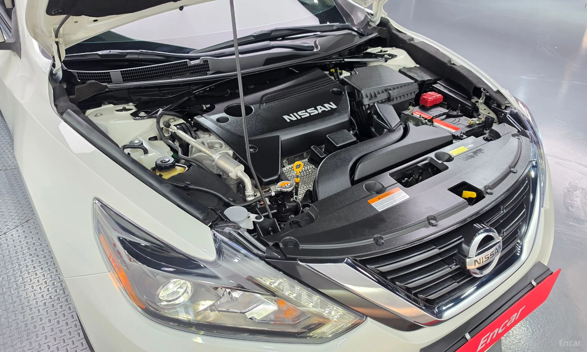 Nissan Altima превью 6