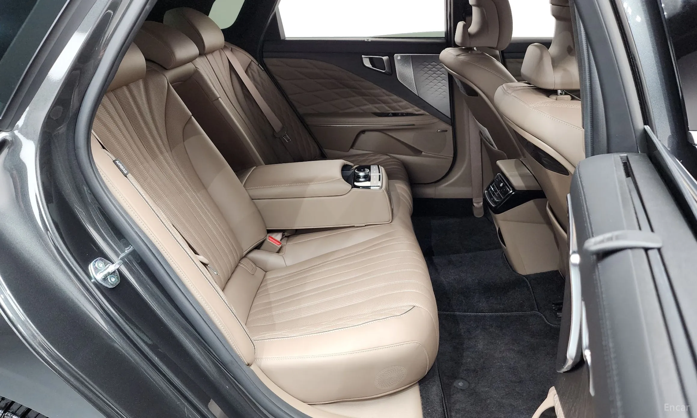 Kia K8 превью 11