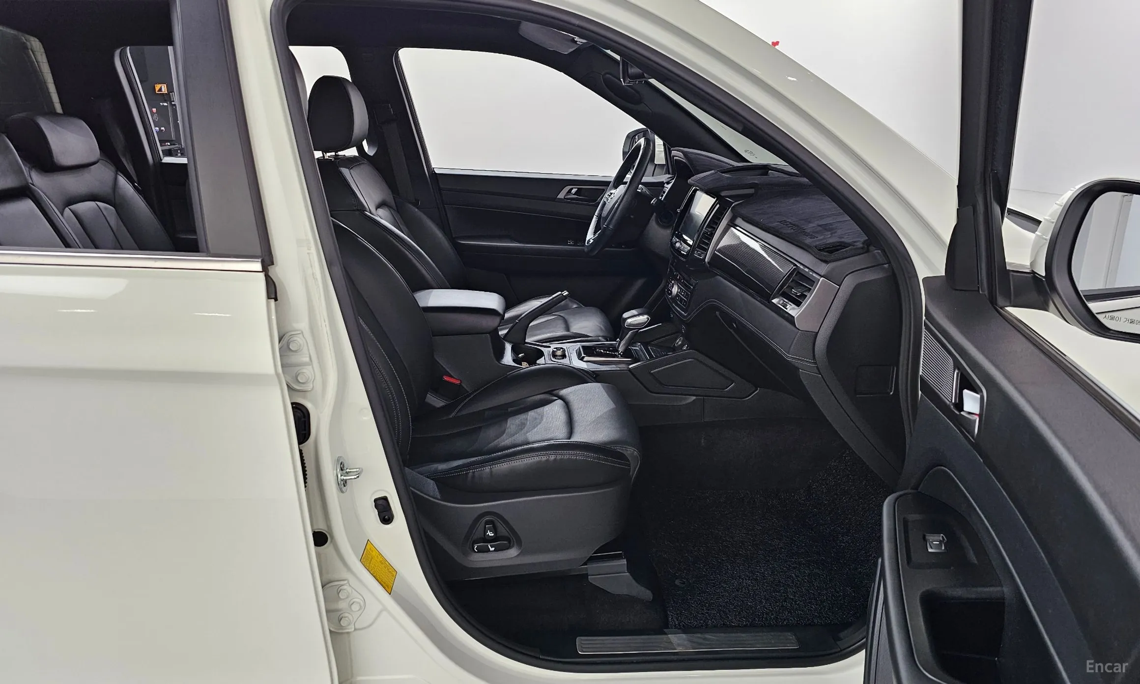 KG Mobility (SsangYong) Rexton Sports Khan превью 11
