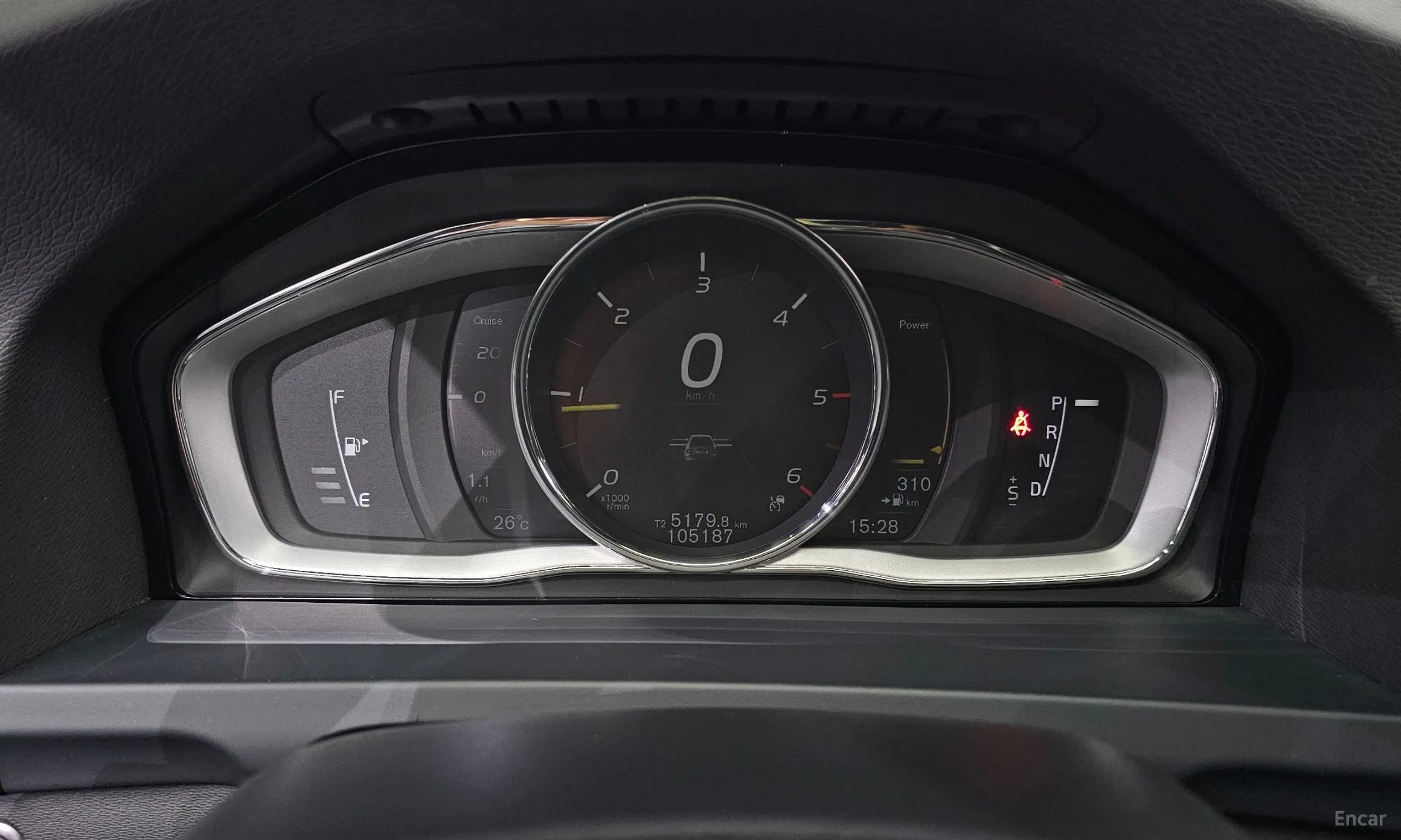 Volvo S60 превью 8