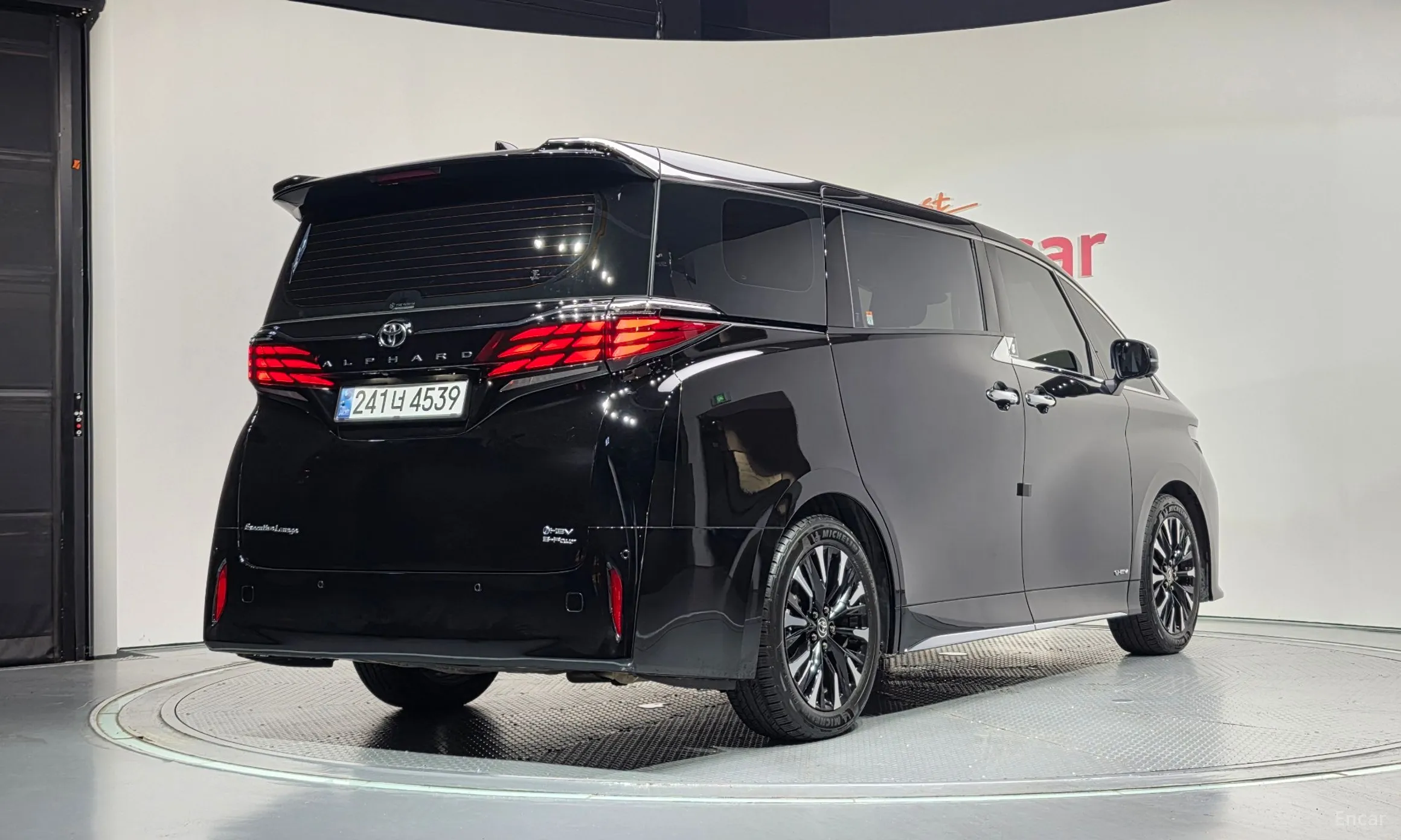Toyota Alphard 4th Generation
