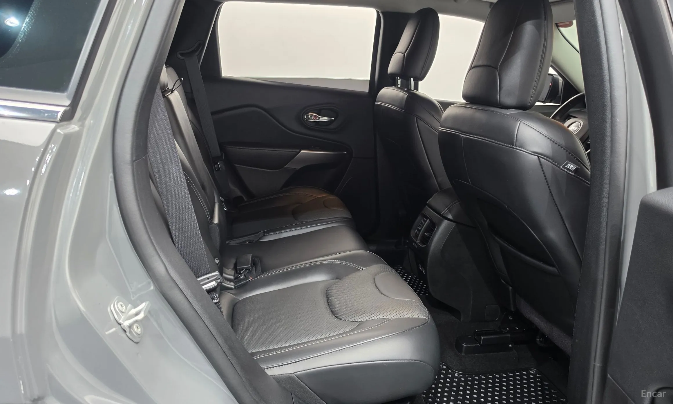 Jeep Cherokee (KL) превью 11