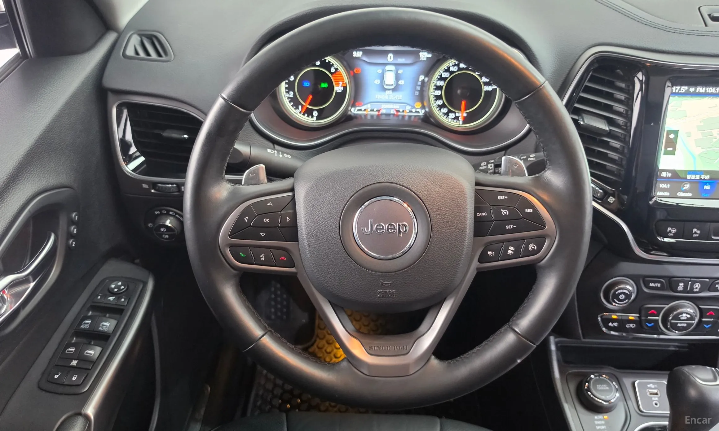 Jeep Cherokee (KL) превью 13