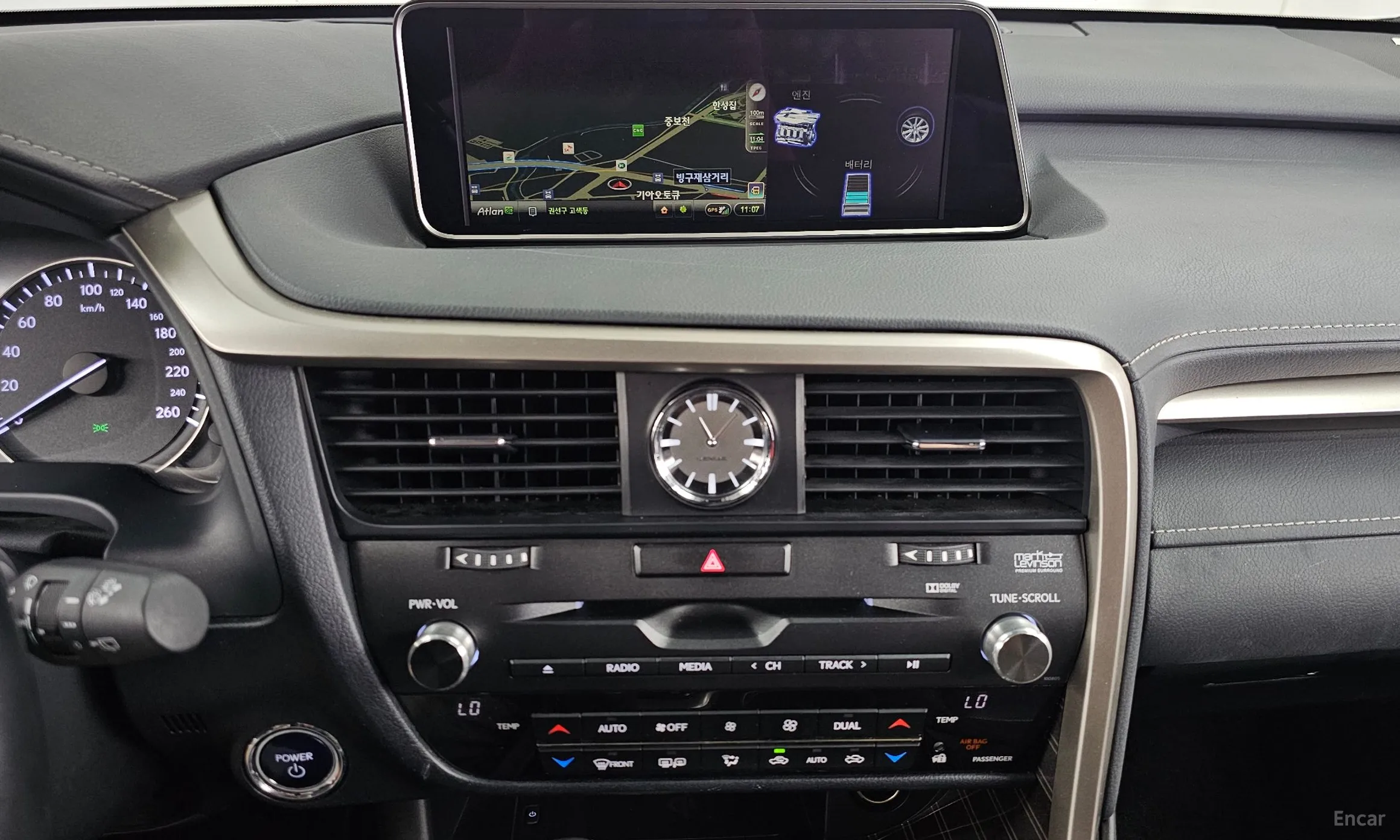 Lexus RX450h Gen 4 превью 14