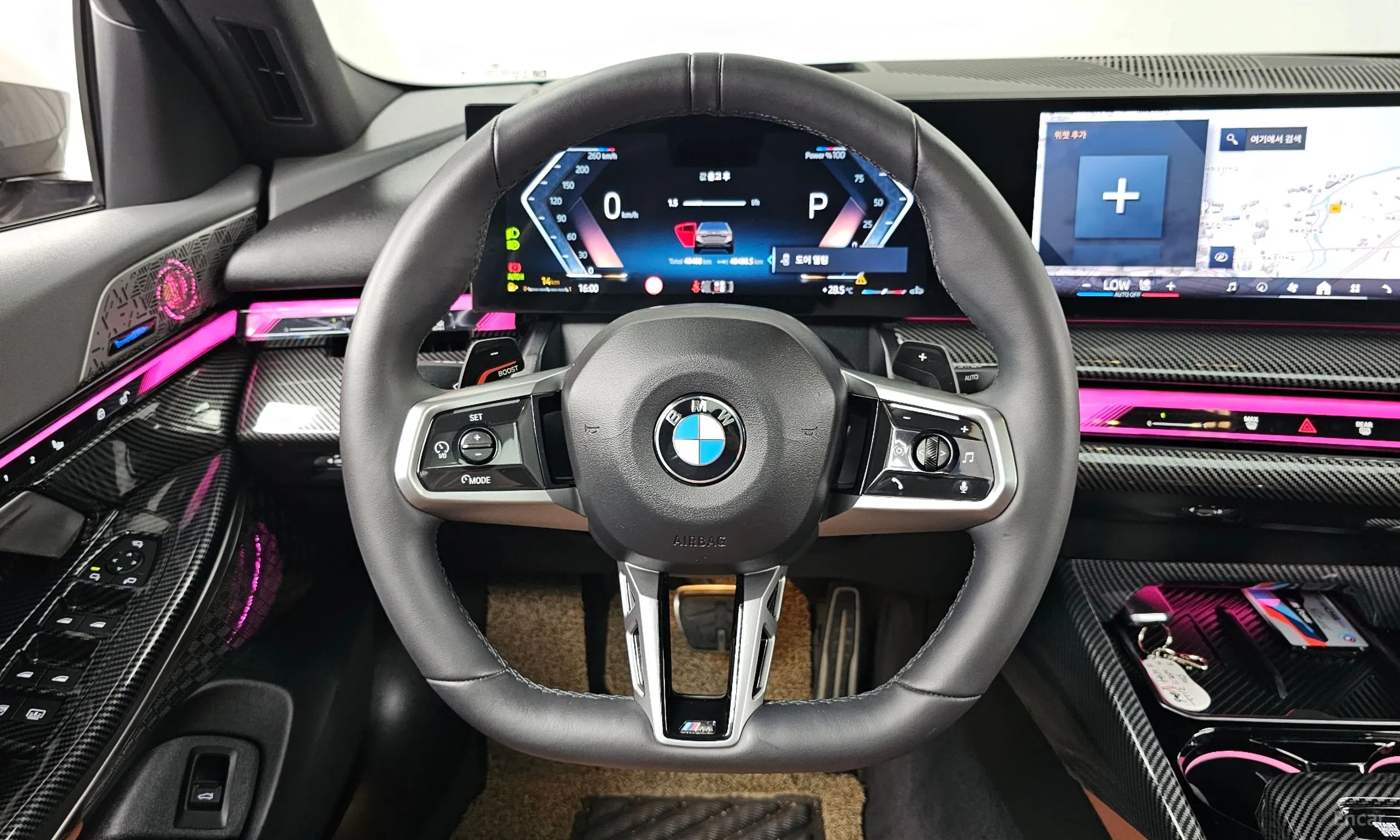 BMW 5 Series (G60) превью 13