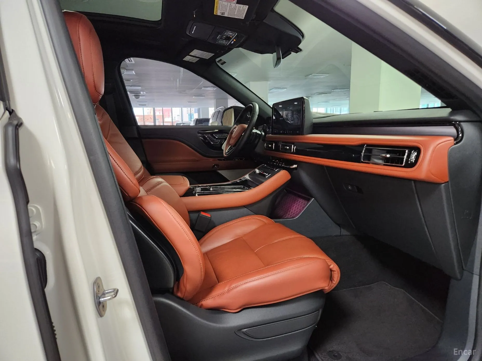 Lincoln Aviator 2nd Generation превью 12
