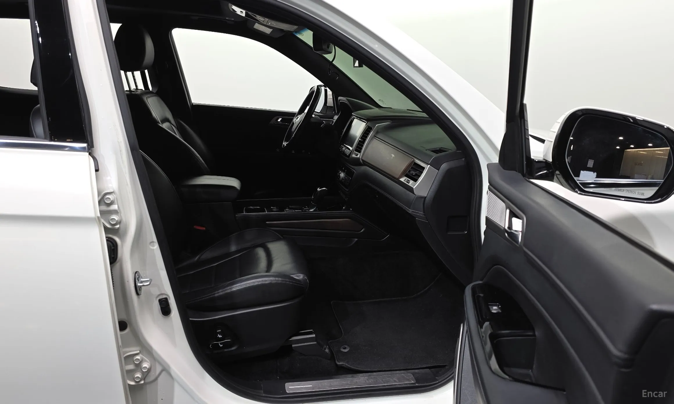 KG Mobility (SsangYong) G4 Rexton превью 11