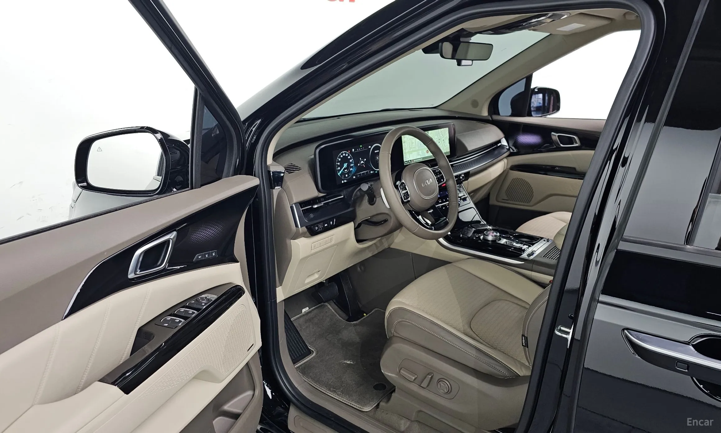 Kia Carnival Gen 4 превью 10