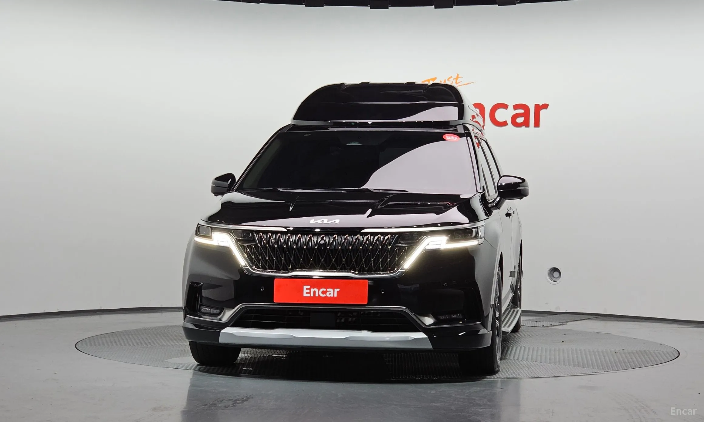 Kia Carnival Gen 4 превью 3