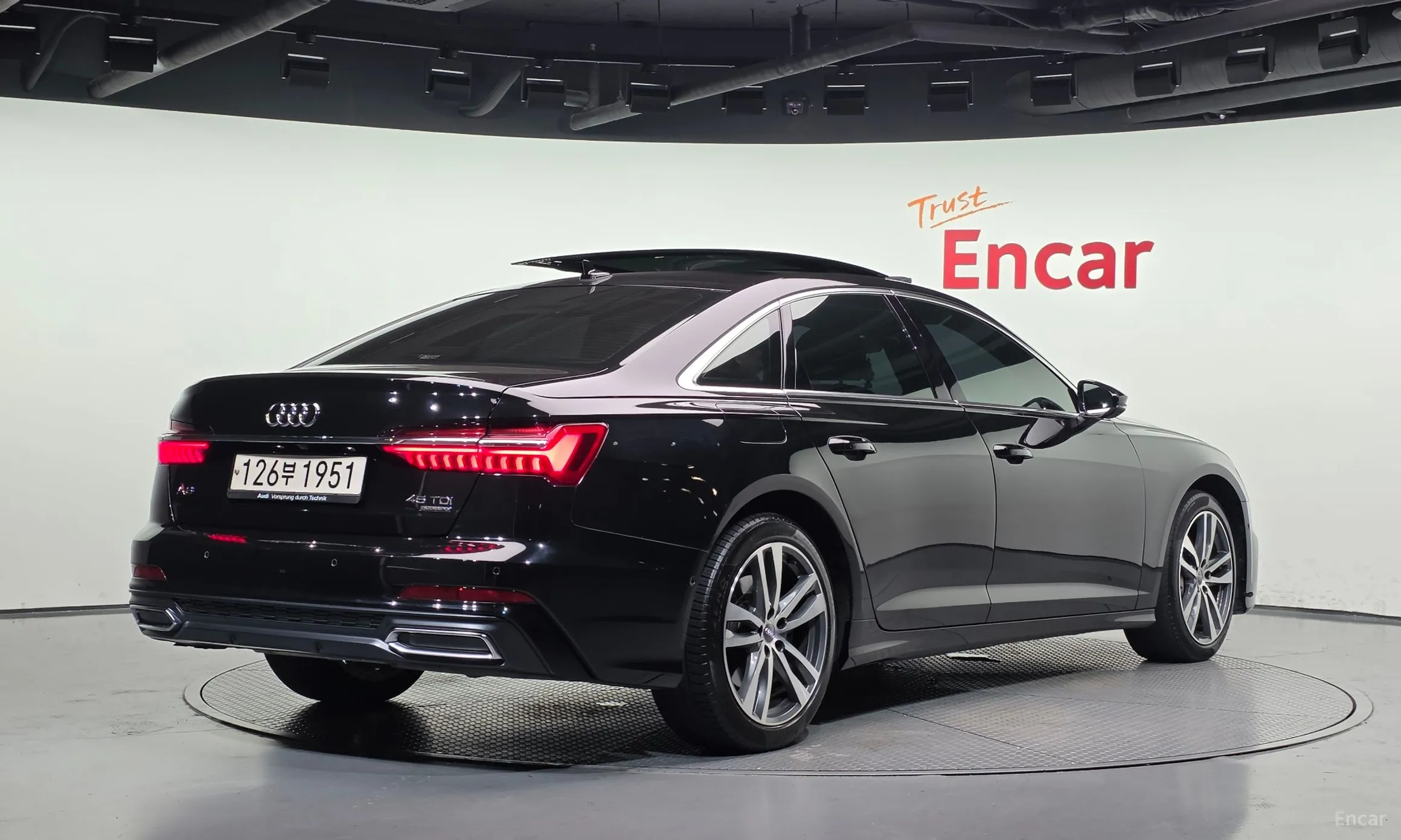 Audi A6 (C8)