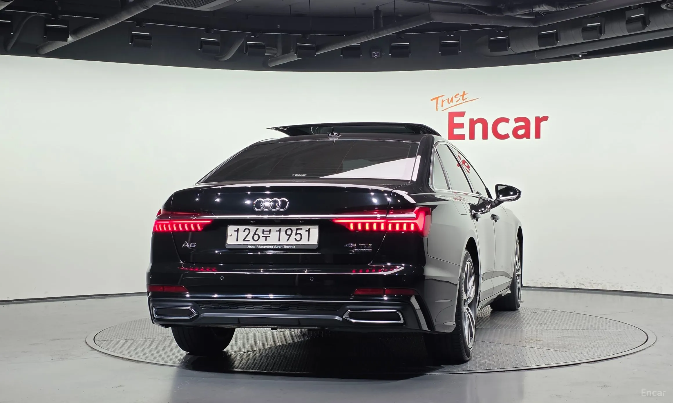 Audi A6 (C8) превью 4
