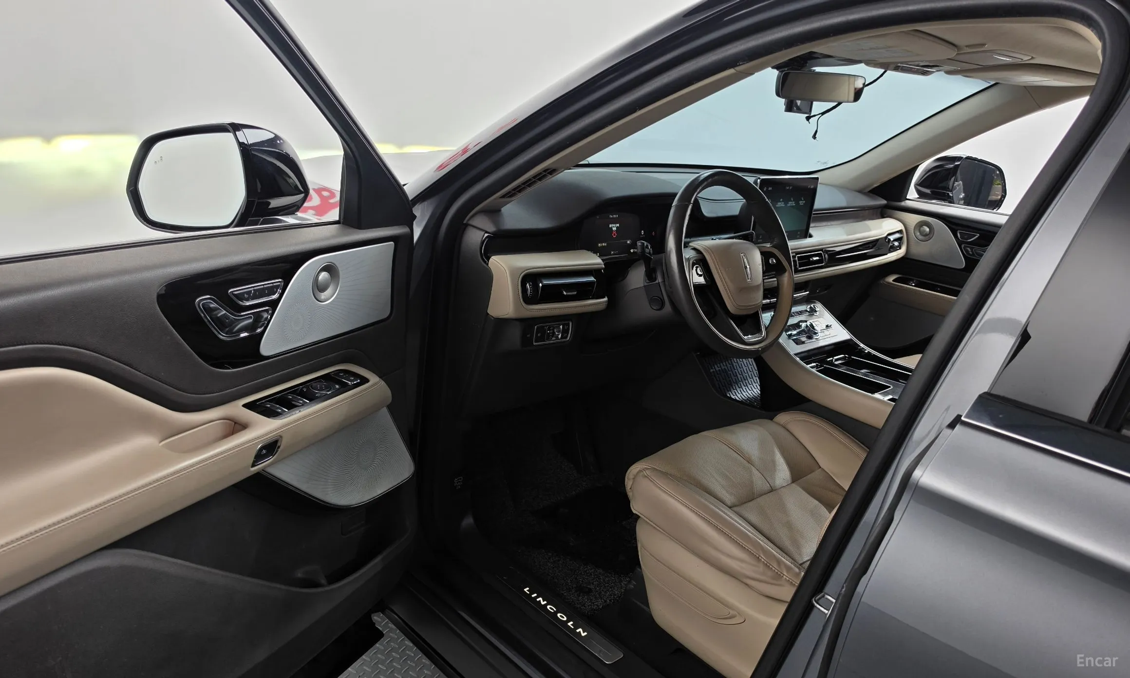 Lincoln Aviator 2nd Generation превью 10