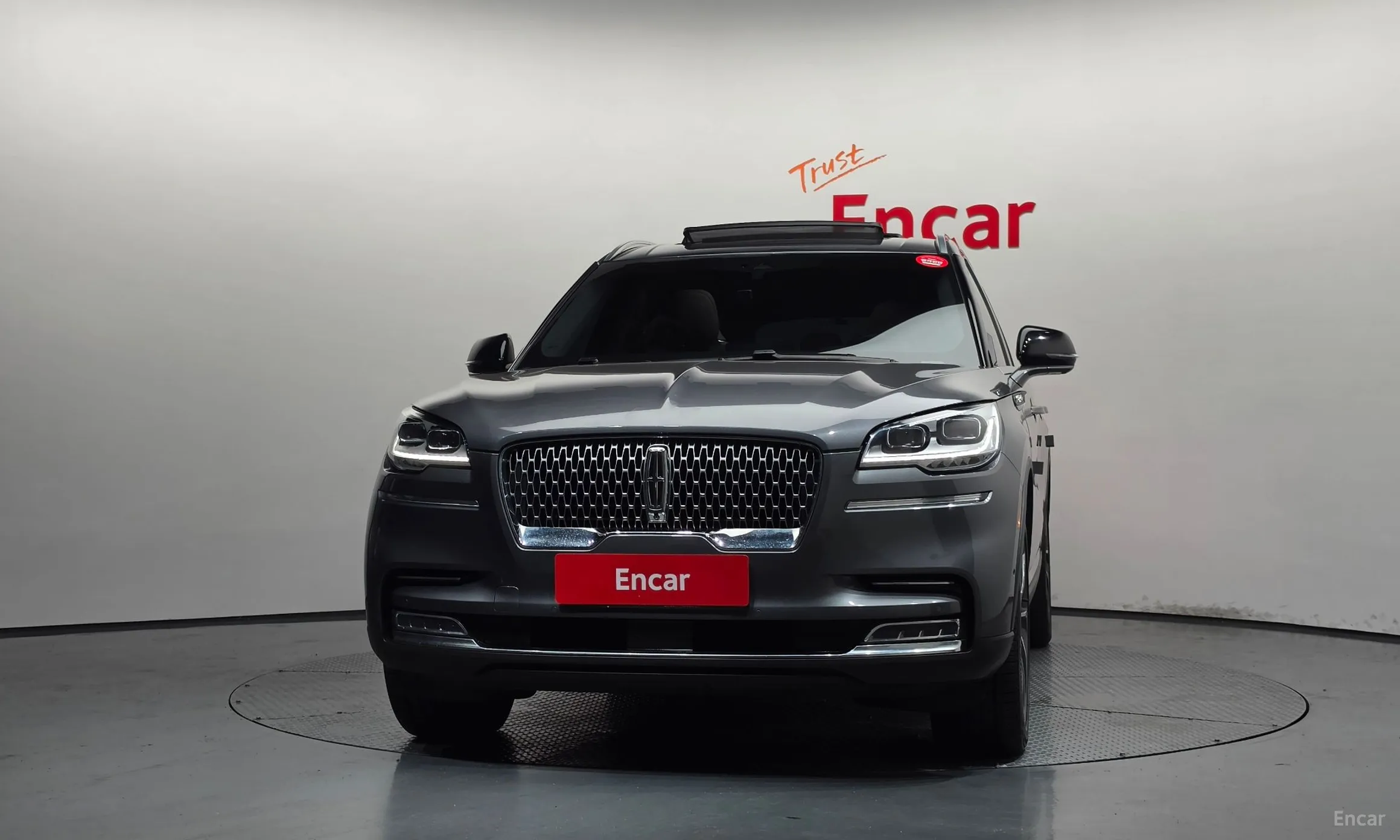 Lincoln Aviator 2nd Generation превью 3